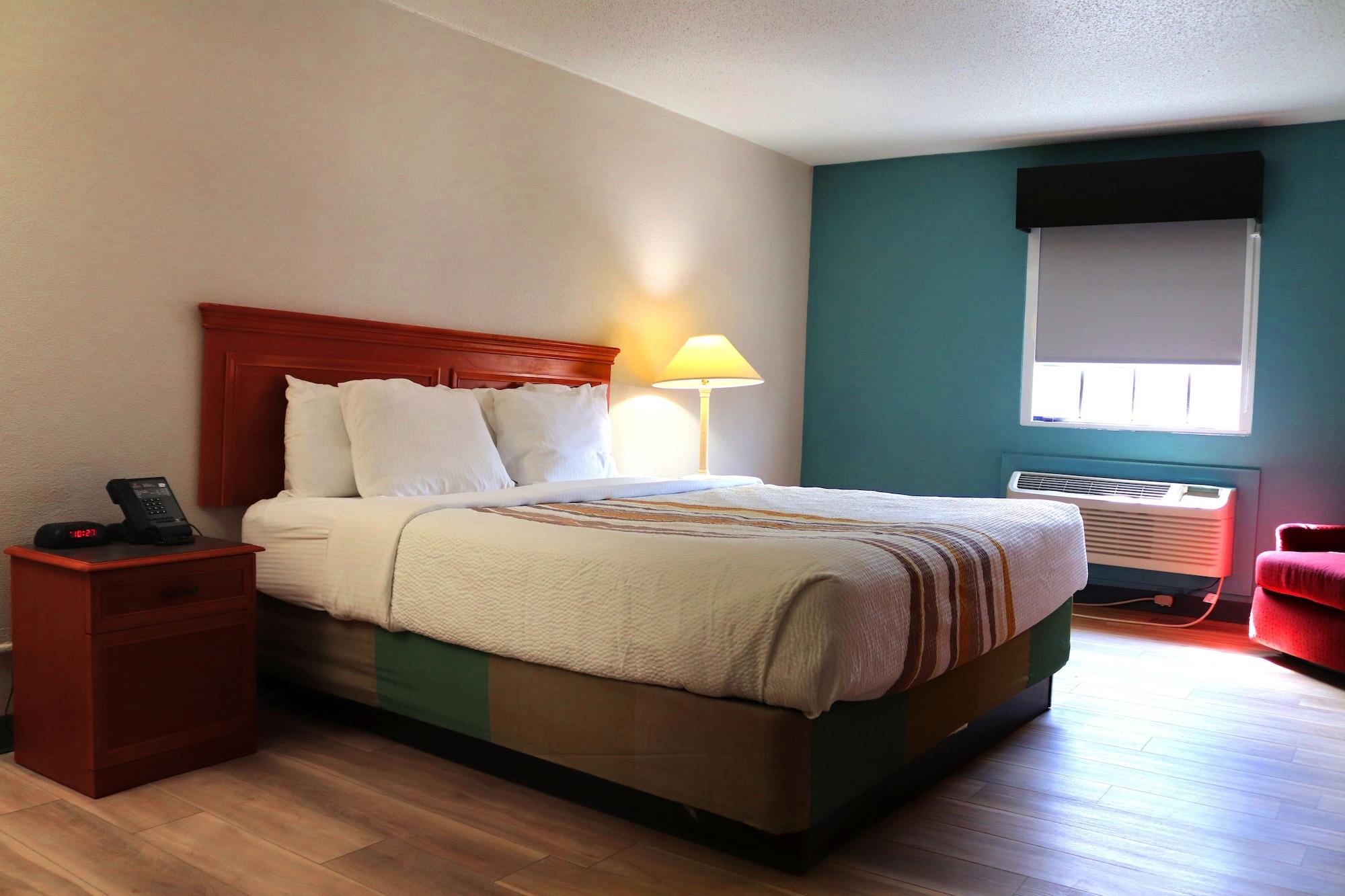 La Quinta Inn By Wyndham Columbus Airport Area Exterior foto