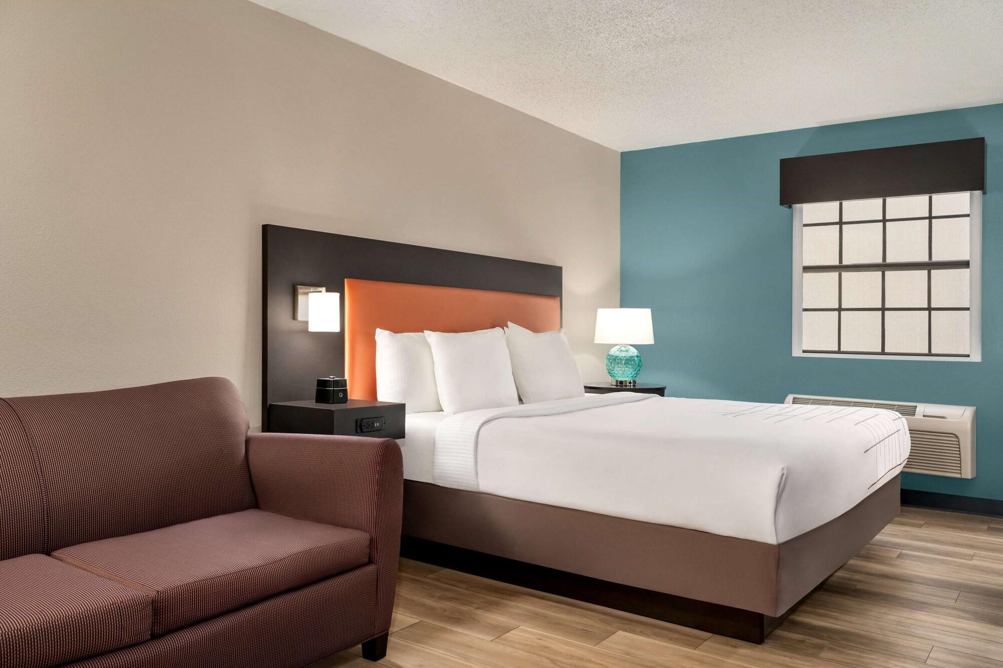 La Quinta Inn By Wyndham Columbus Airport Area Exterior foto